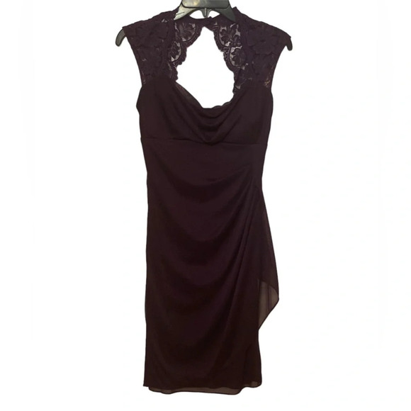 Xscape Dress Lace Cap Sleeve Sheer Side Ruffles Open Back Plum Purple size 4 - Picture 4 of 8